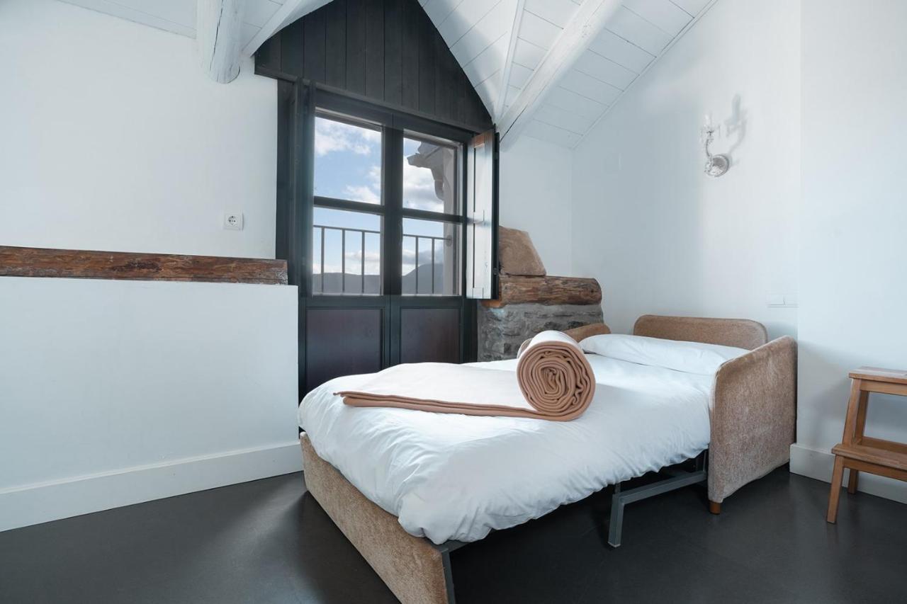Casas Pirineos Daire Sabiñánigo Dış mekan fotoğraf